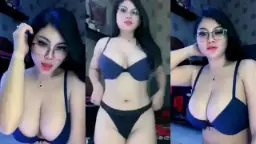 BabyFe Berkacamata Toket Gede Semok Video by SpankBang