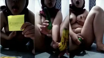 Barbielala Sange Omek Pakai Timun Video by YouPorn