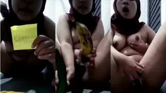 Barbielala Colmek Pake Pisang & Timun Video by BokepHUB Barbielala Colmek Pake Pisang & Timun Video by BokepHUB