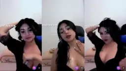 Host Cantik Pamer Keindahan Tubuhnya Video by KingBokep Host Cantik Pamer Keindahan Tubuhnya Video by KingBokep