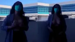 Siskaeee Pamer Toket Di Bandara Video by Kompoz