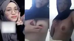 Ukhti Cantik Kacamata Pamer Toket Video by PornTrex