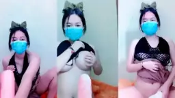 Cici Molly Ngangkang Omek Dildo Mango Video by PornTrex
