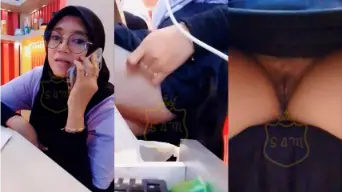 Mbak Amel Spill Memek saat Dikantor Video by BebasIndo Mbak Amel Spill Memek saat Dikantor Video by BebasIndo